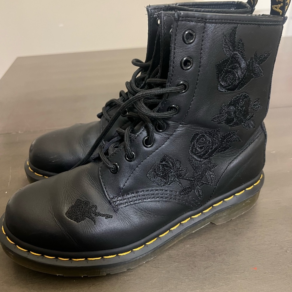 Dr. Martens Black Floral Embroidered Women's Boots